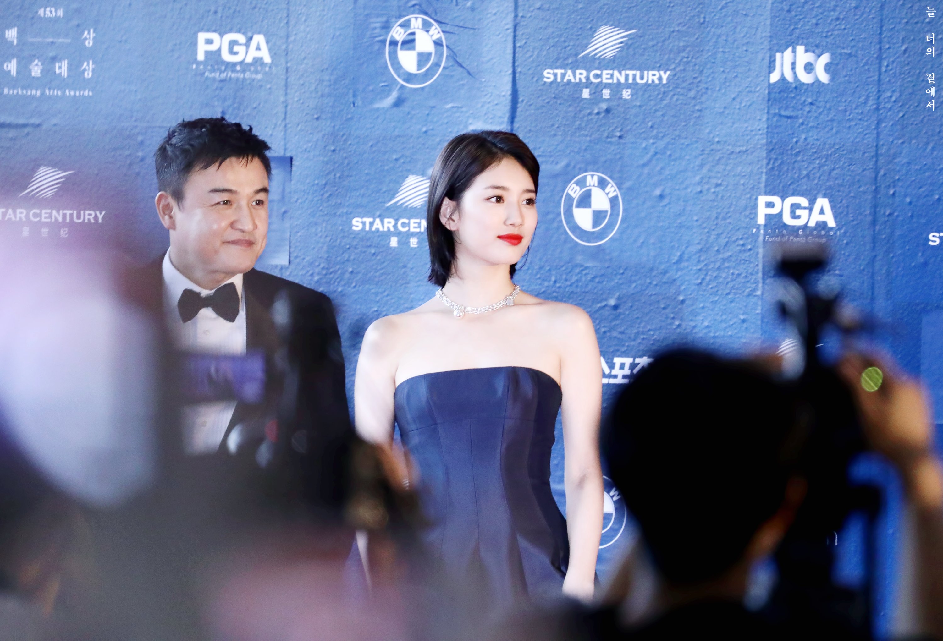 [모니터관광주의] 초대형 사이즈로 보는 수지.jpg | 인스티즈