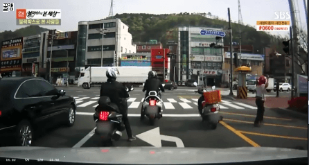 가생이닷컴>유머엽기 > 유머게시판 > 유쾌한 블랙박스로 본 세상