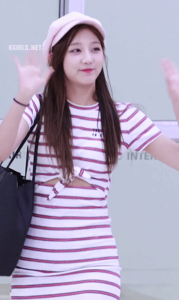 정말 의외인 러블리즈 예인이의 몸매라인.jpgif | 인스티즈