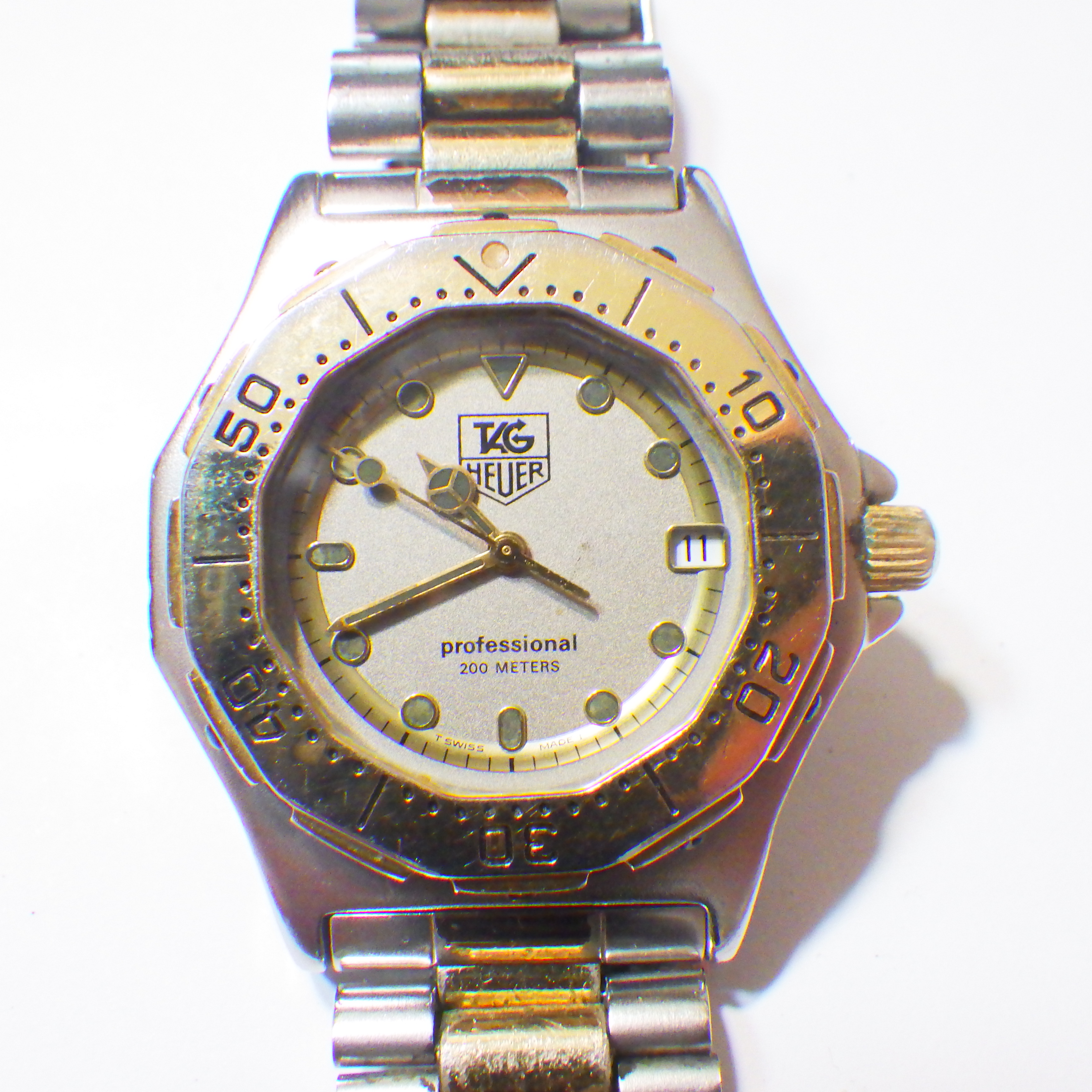 Vintage tag heuer professional 200 online meters