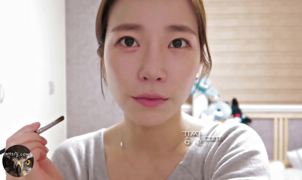 세안후 화장하는 코코소리 소리의 미모 ㄷㄷ.gif | 인스티즈