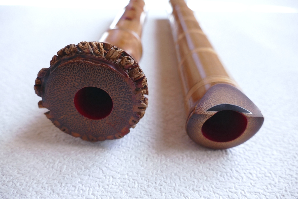 亀屋- 都山流一尺9寸尺八・露秋 ・歌口水牛の銀巻き・2印