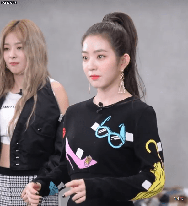 미모와 섹시함 폭발한 셀럽티비직캠속 아이린.gif | 인스티즈