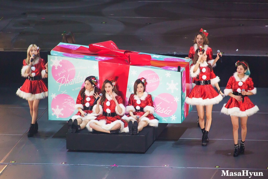 [PIC][12-12-2015]Hình ảnh mới nhất từ "GIRLS' GENERATION 4th Tour PHANTASIA in Japan" của SNSD - Page 3 HJZUNO7KhF-3000x3000