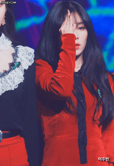 연말에도 미모 열일한 얼굴천재 아이린.gif | 인스티즈