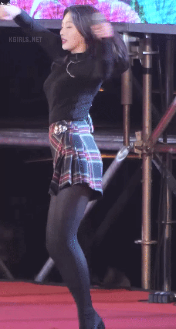 검스 신은 조이 ㄷㄷㄷ.gif | 인스티즈