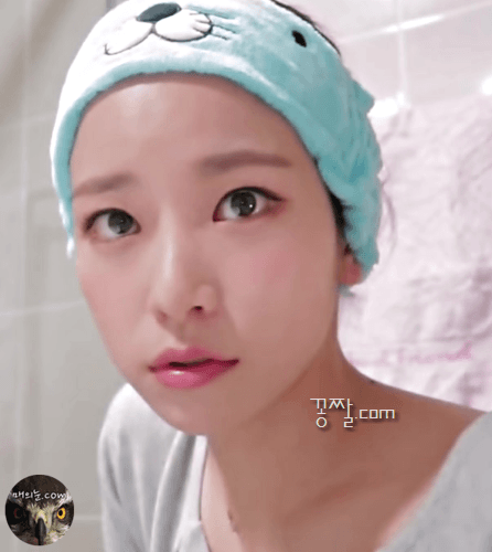 세안후 화장하는 코코소리 소리의 미모 ㄷㄷ.gif | 인스티즈