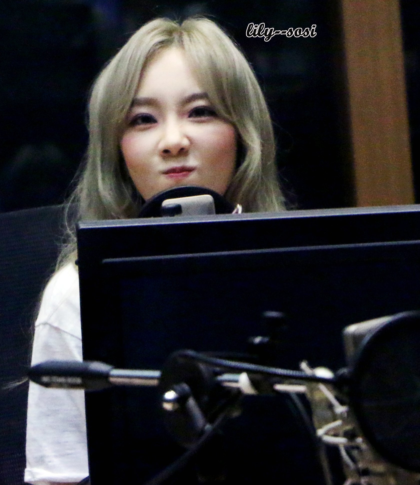[OTHER][06-02-2015]Hình ảnh mới nhất từ DJ Sunny tại Radio MBC FM4U - "FM Date" - Page 27 QpcNe3QLsU-3000x3000