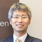 小平の顔