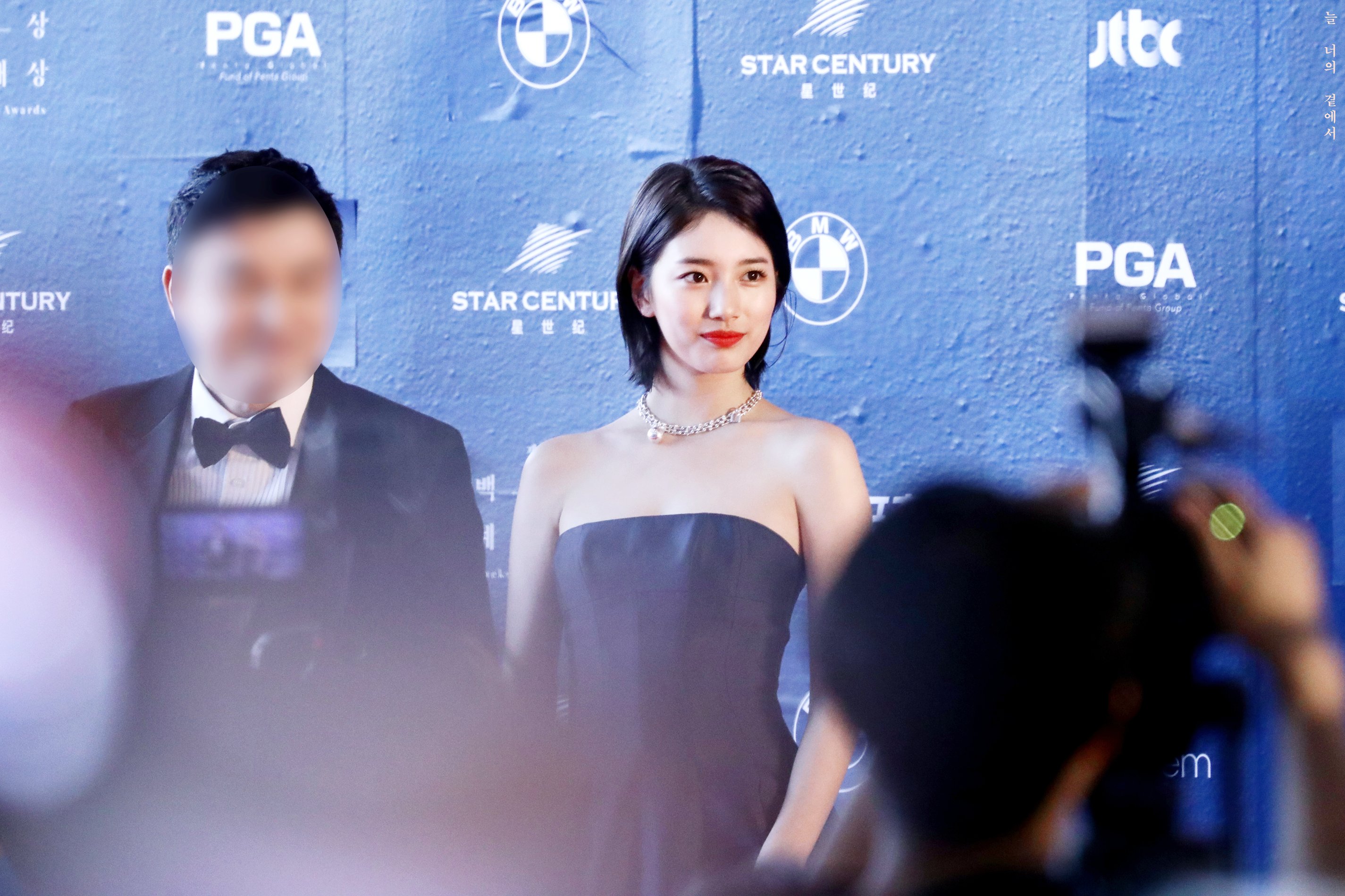 [모니터관광주의] 초대형 사이즈로 보는 수지.jpg | 인스티즈