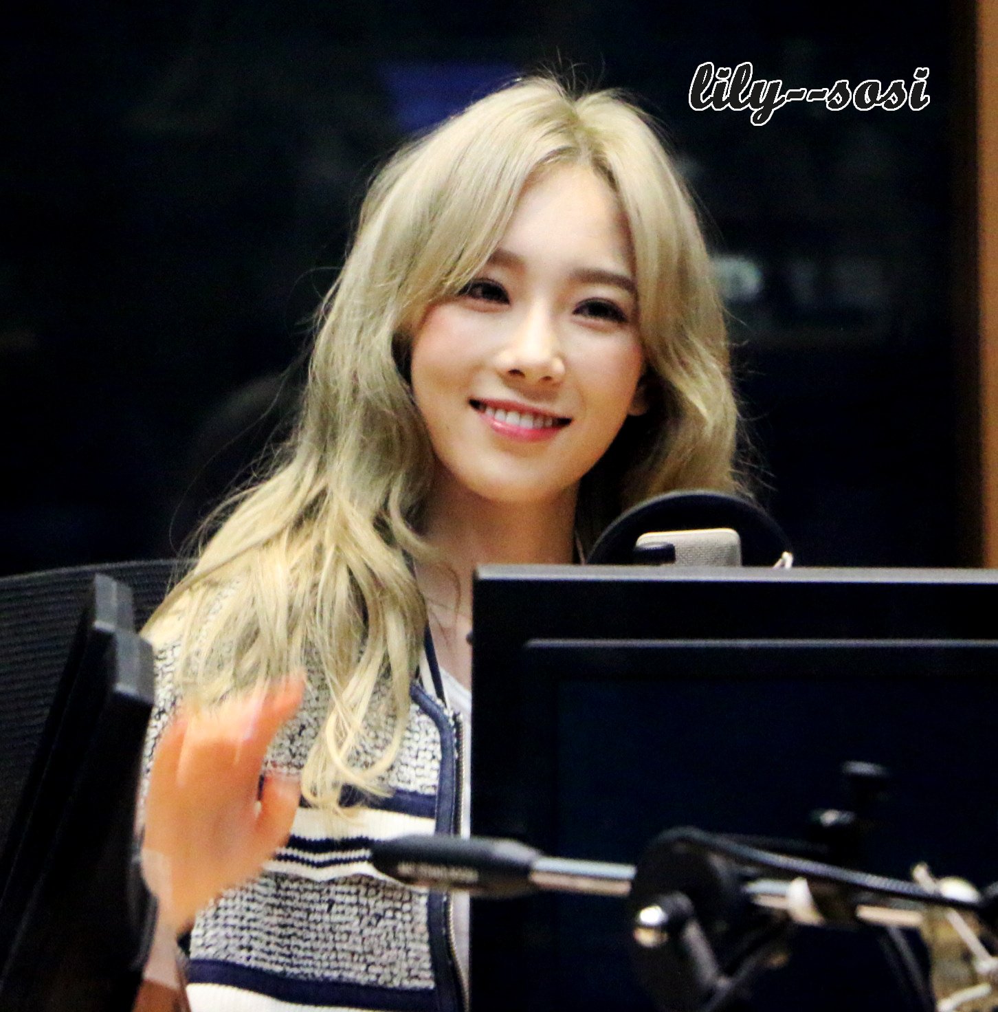 [OTHER][06-02-2015]Hình ảnh mới nhất từ DJ Sunny tại Radio MBC FM4U - "FM Date" - Page 27 VD6FEwsVld-3000x3000