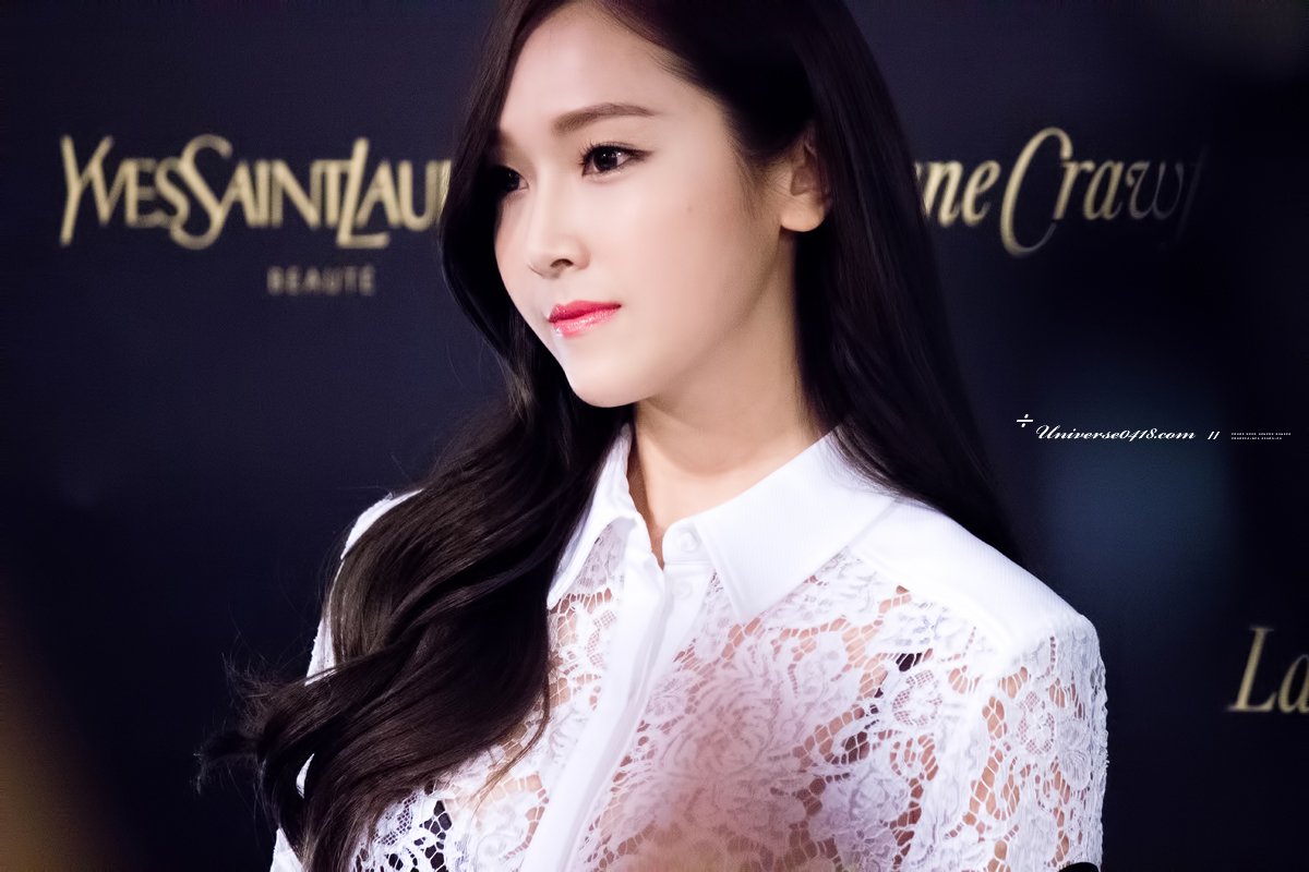 [PIC][28-01-2015]Jessica tham dự sự kiện "LanCrawford YSLBeauty x Google Glass Fashion" tại Hồng Kông vào chiều nay - Page 4 VQifaTkJEI-3000x3000