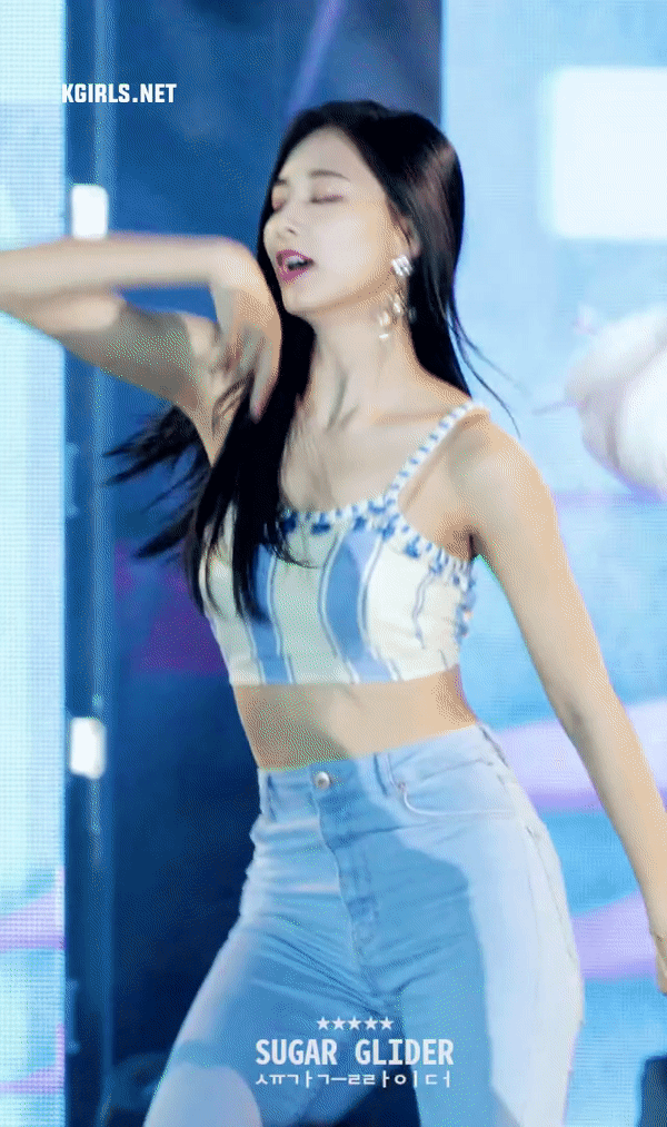 미모 괌 케이팝콘서트속 트와이스 쯔위.gif | 인스티즈