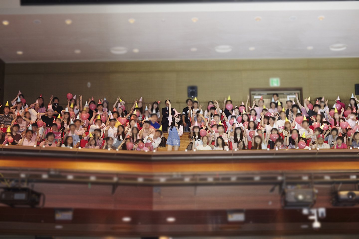 [PIC][01-08-2015]Tiffany tham dự "Tiffany's Birthday Party" tại SM COEX Artium vào hôm nay - Page 2 GQ9WbYCjke-3000x3000