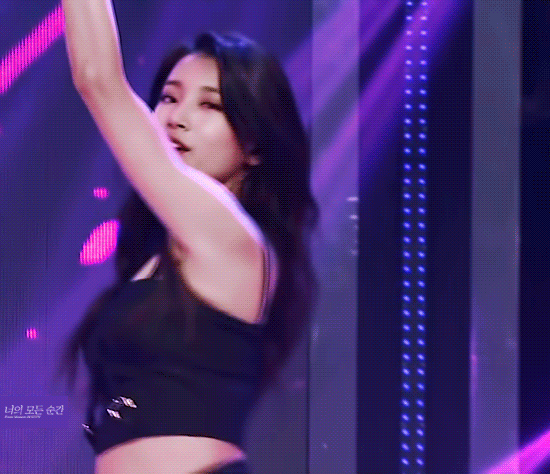 섹시컨셉도 소화가능한 수지.jpgif | 인스티즈