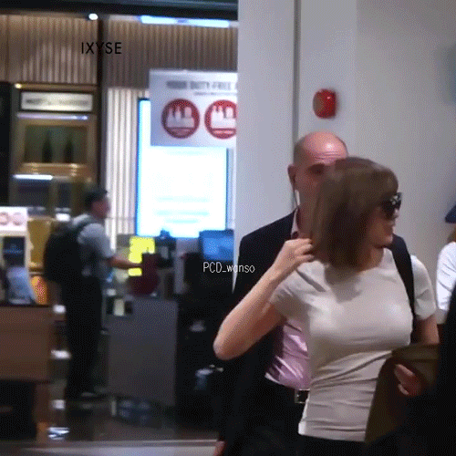 레전드 of 레전드 공항 하영이.jpgif | 인스티즈