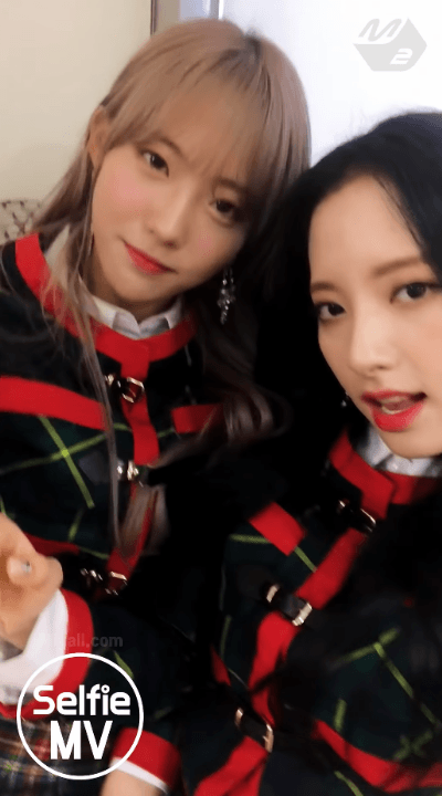 셀피뮤비찍는 우주소녀 보나.gif | 인스티즈