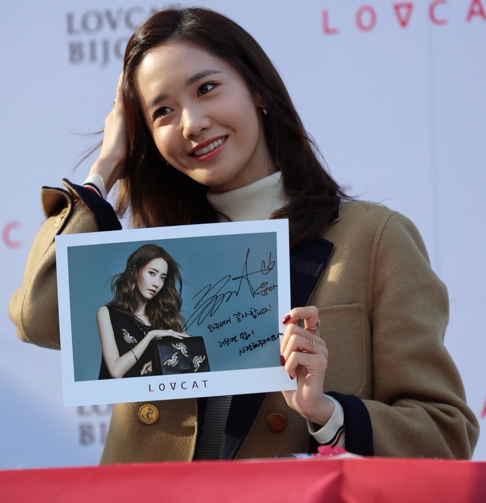 [PIC][24-10-2015]YoonA tham dự buổi fansign cho thương hiệu "LOVCAT" vào chiều nay - Page 2 NC1rKPDkn_-3000x3000