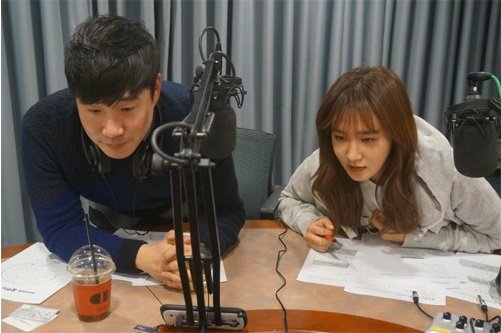 [PIC-VID][06-01-2016]Yuri tham dự "배성재의 주말유나이티드/Bae Sung Jae's Weekend United Radio" vào tối nay S4UBbvz2-H-3000x3000