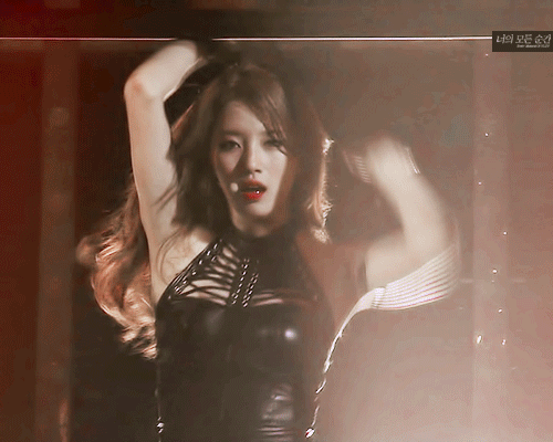 섹시컨셉도 소화가능한 수지.jpgif | 인스티즈