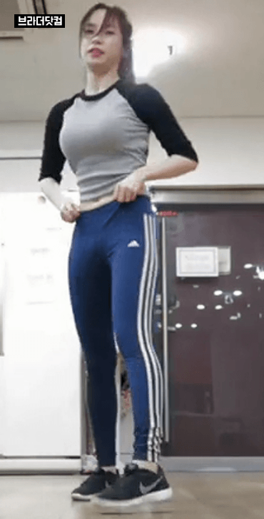 레깅스입고 운동하는 코코소리 소리.gif | 인스티즈